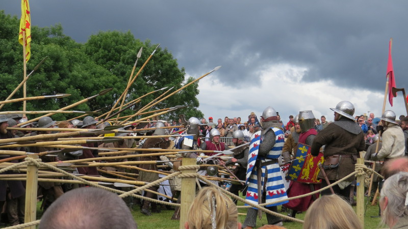 Aymer de Valence faces schiltron at Bannockburn